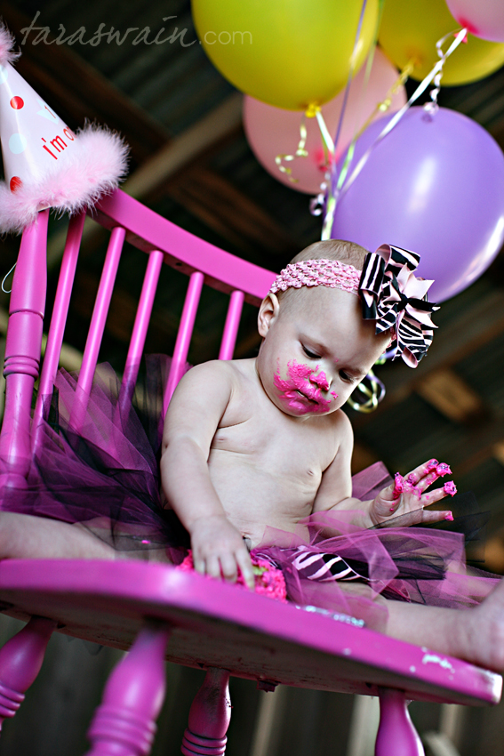 Aubry Jo is turning 1! | Tara Swain Photography, LLC