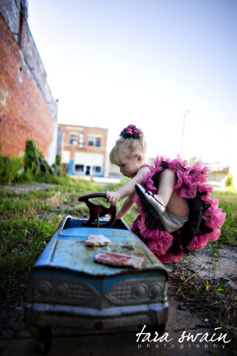 Sneak peek for Miss Kinley Jo | Tara Swain Photography, LLC